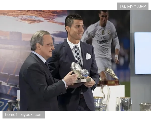 阿韦洛亚回避点球争议话题 皇马主帅强调球队需提升状态 阿韦洛亚回避点球争议话题 皇马主帅强调球队需提升状态