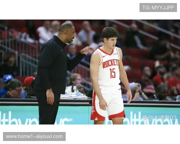 火箭防守体系重塑：乌度卡战术调整构建团队防守韧性